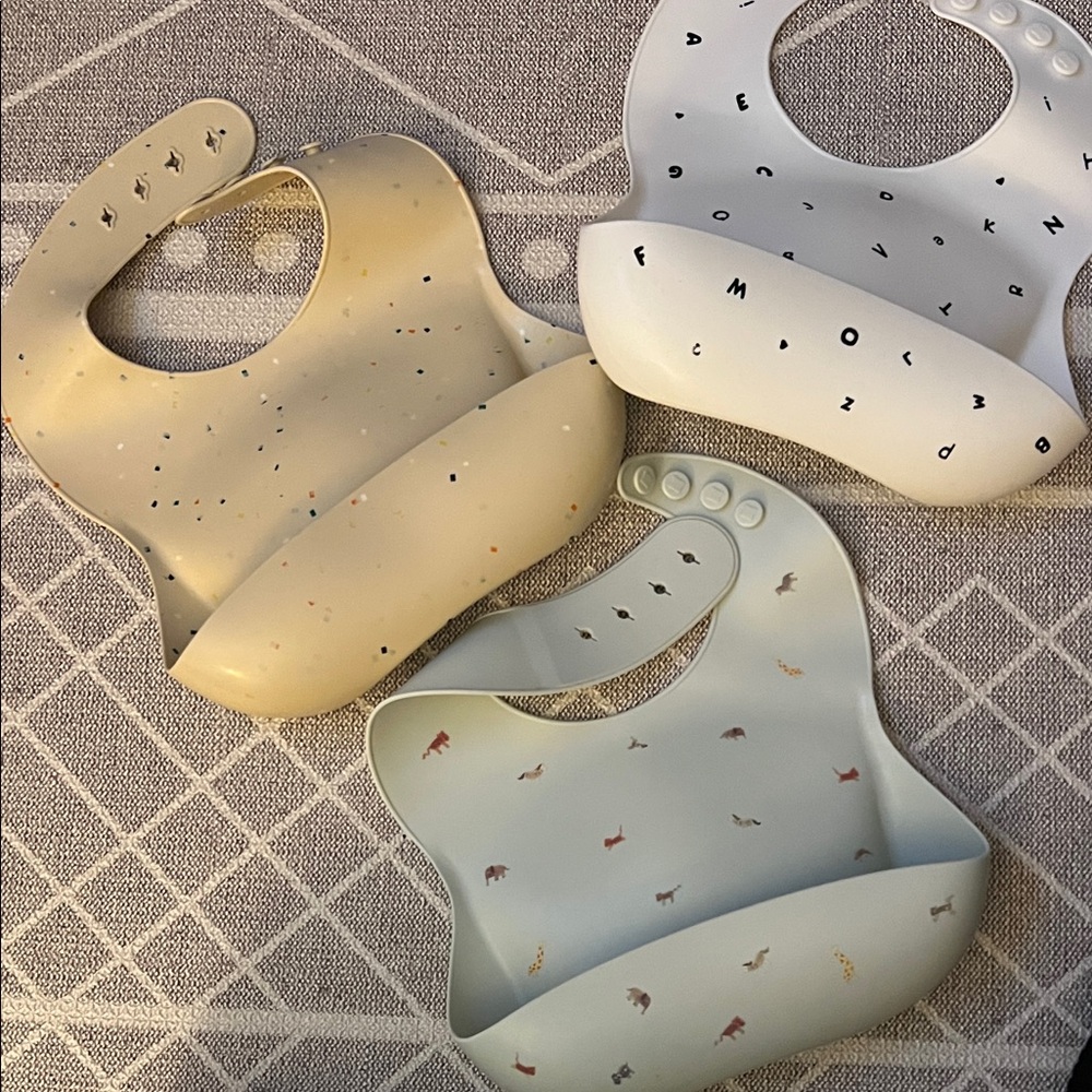 Mushie Silicone Bib Trio
